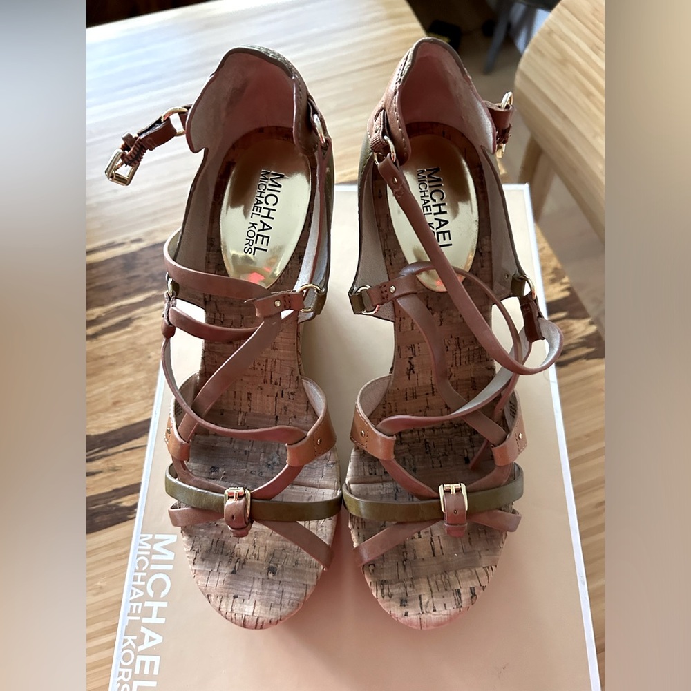 MICHAEL Michael Kors Cyndi Wedges 8.5